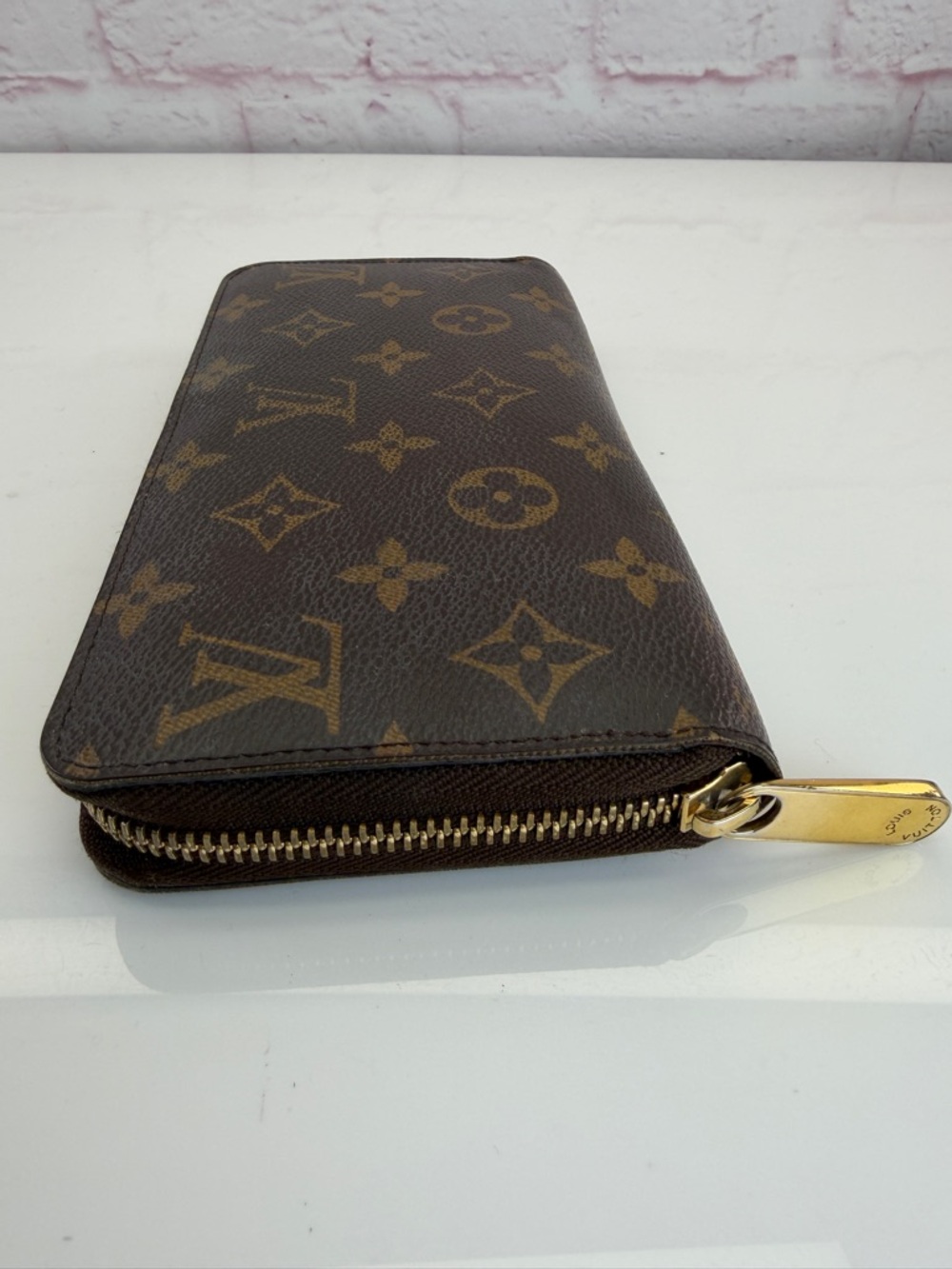 Louis Vuitton Monogram Canvas Full Zip Wallet - Picture 6 of 15